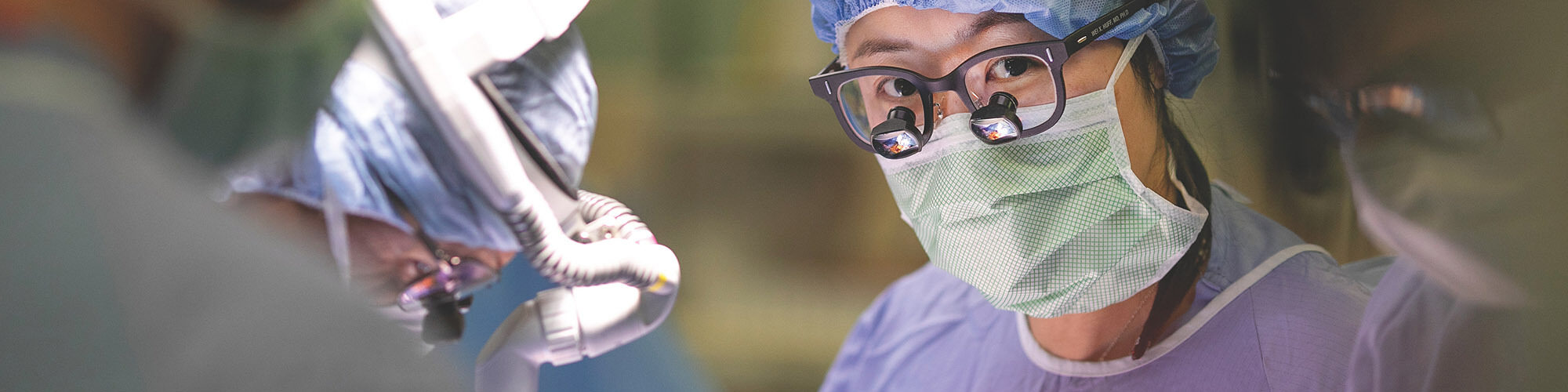 doctors in spine surgery