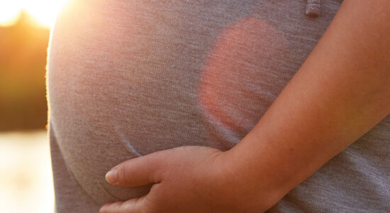 Moms Heal Together Banner