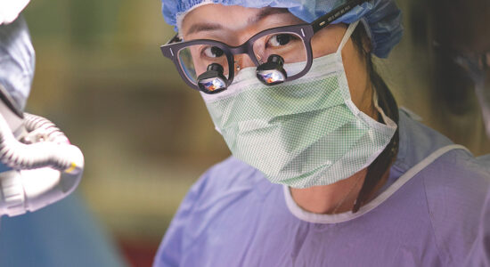 doctors in spine surgery