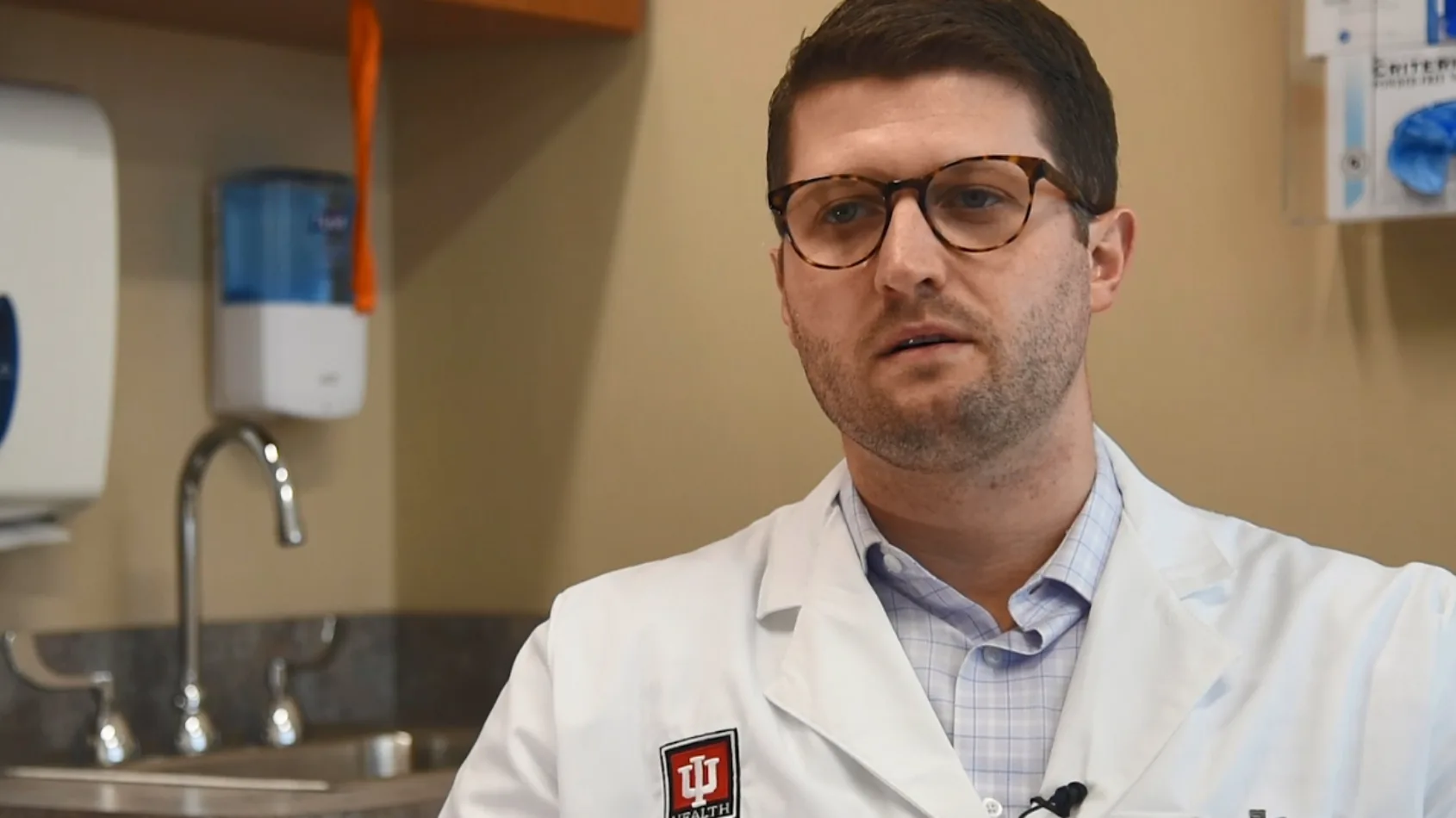 Orthopedic surgeon specializing in upper extremities joins IU Health Ball team