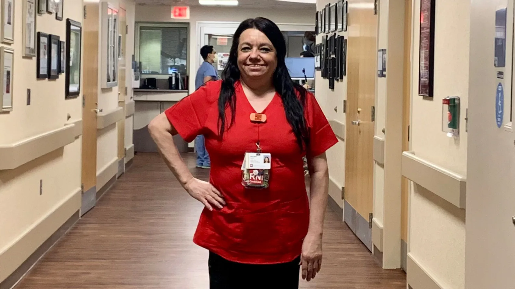 Intensive care nurse awarded for service that rewards her daily