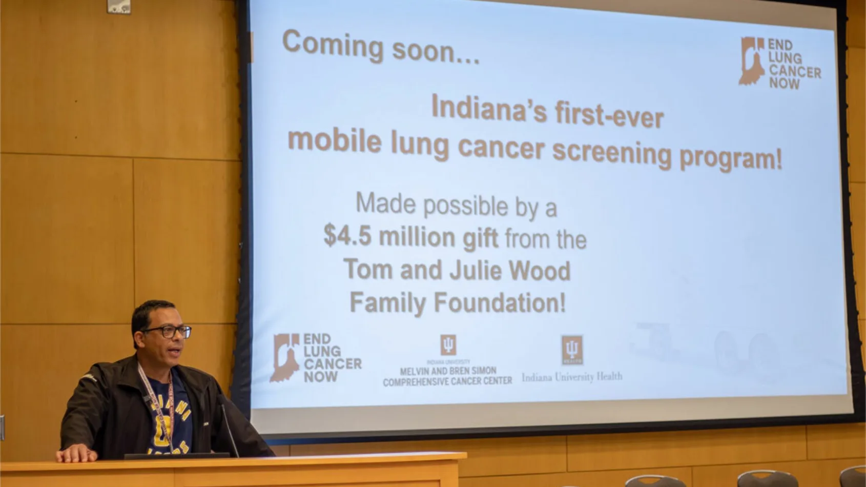 $4.5 million gift from Tom and Julie Wood Family Foundation funds mobile lung cancer screening program