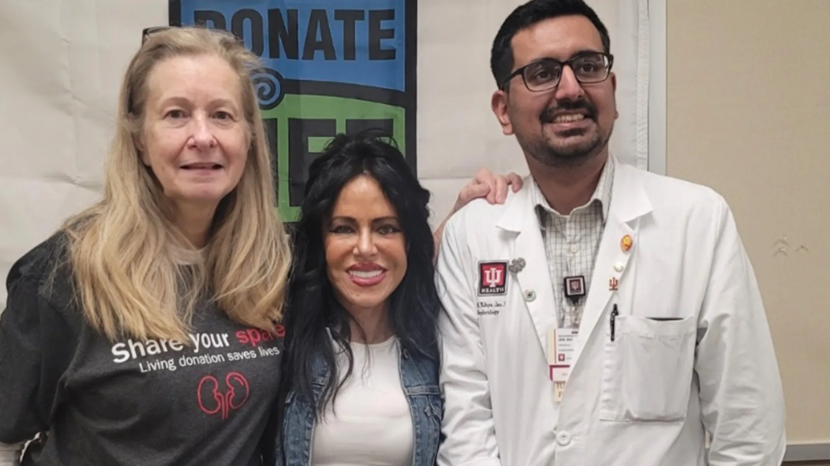 Greatest gift of all - woman donates kidney to a stranger