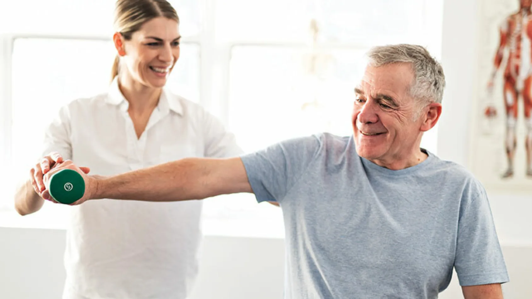 What to expect from spinal decompression and fusion surgery