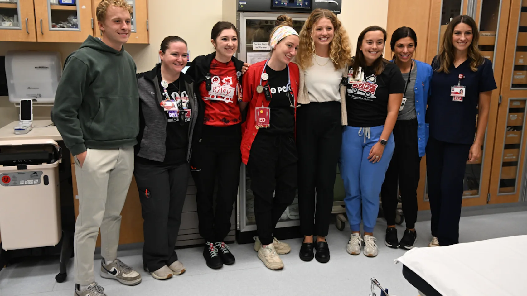 Med student collapses during rounds, reunites with those who helped