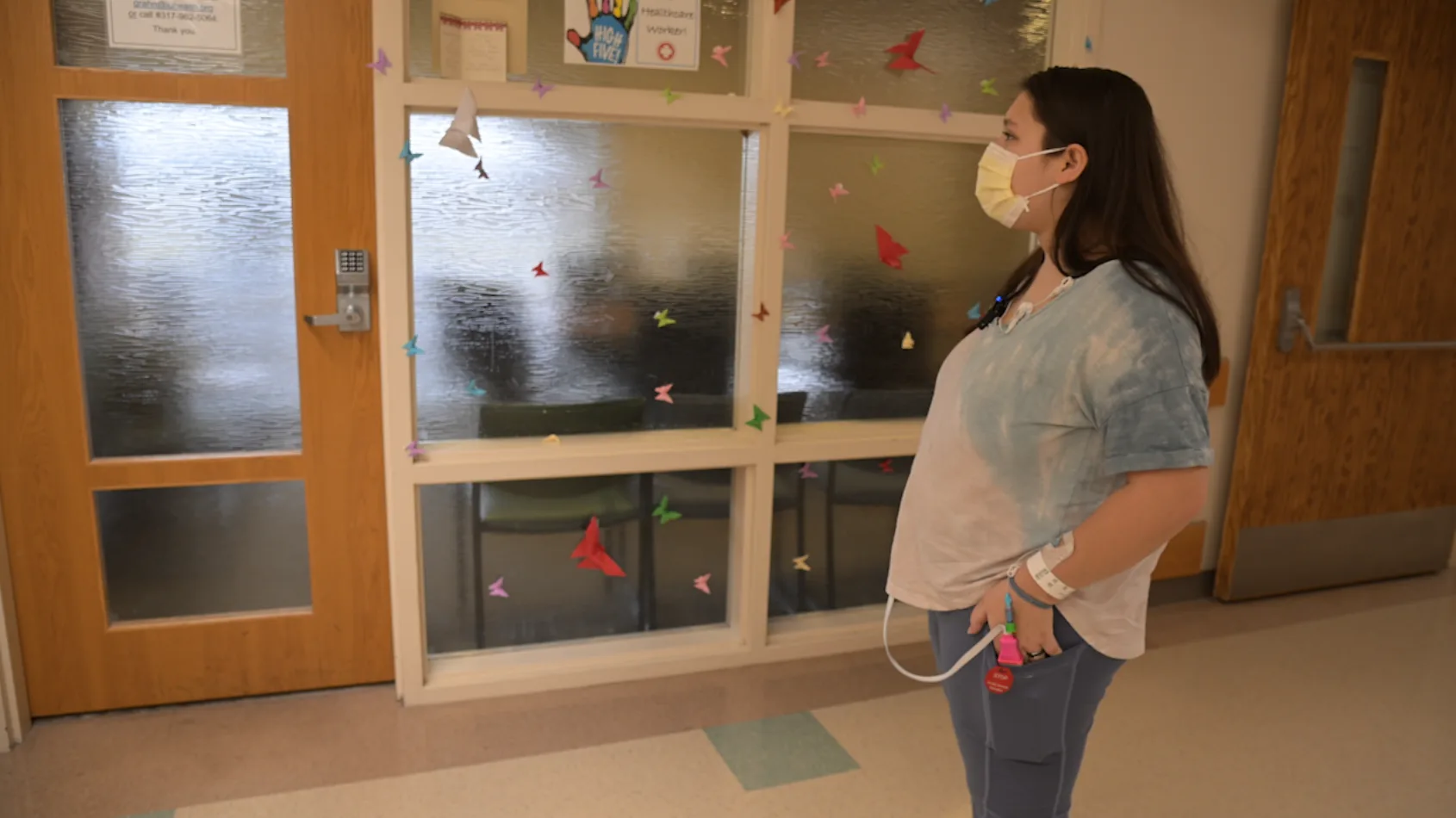 Patient decorates hospital with origami while biding time on transplant list