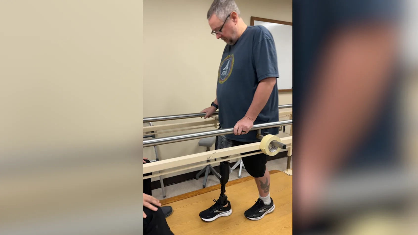 ER nurse in motorcycle crash comes back to work as amputee