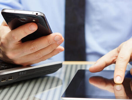 Take a Digital Detox: Why You Need to Take a Break From Electronic Devices