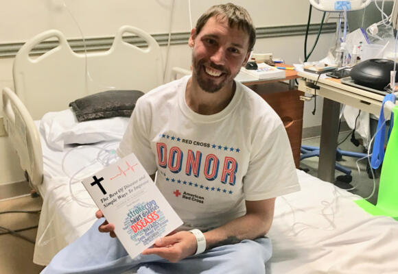 Cystic fibrosis patient writes book about his disease