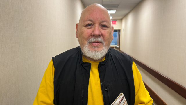 New treatment at IU Health West helps relieve osteoarthritis pain image.