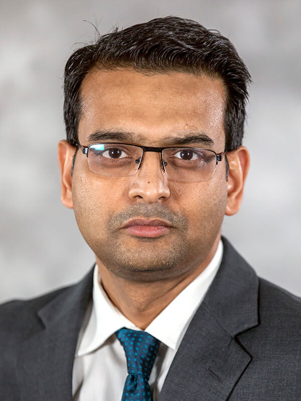 Varun Mittal, MD headshot